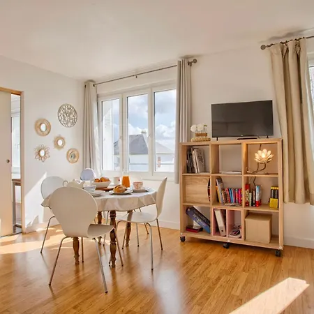 Cosy - Tram & Commerces A Pieds - Lumineux * קאין