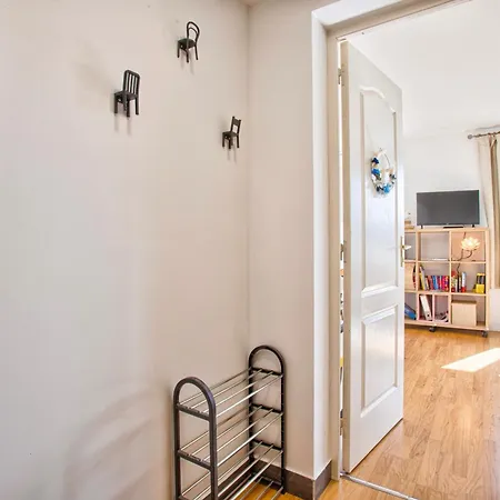 Cosy - Tram & Commerces A Pieds - Lumineux Apartment *