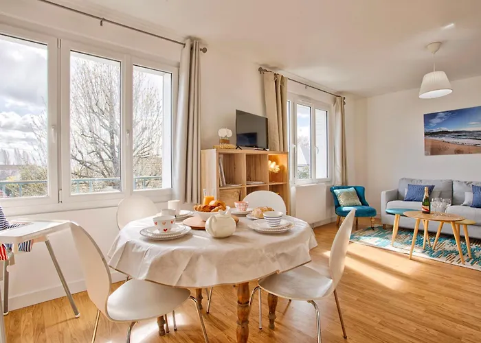 Cosy - Tram & Commerces A Pieds - Lumineux Apartment *