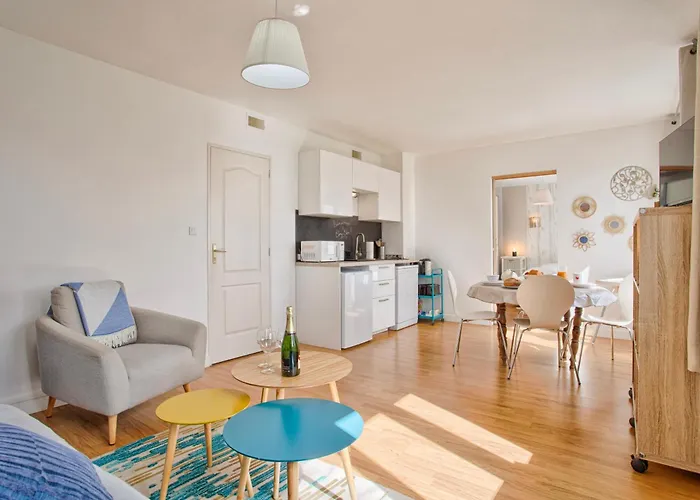 Apartment Cosy - Tram & Commerces A Pieds - Lumineux *