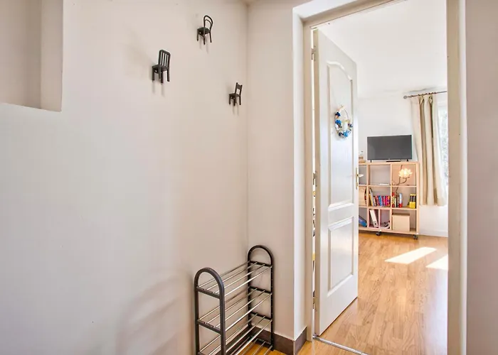 Cosy - Tram & Commerces A Pieds - Lumineux Apartment *